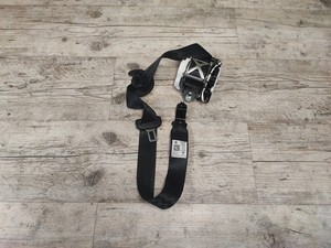 VW Polo V 6R Sicherheitsgurt vorne rechts 6R4857706