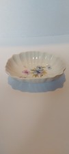 Servizio piatti ceramica floreale vintage bordo smerlato ciotola rosa fiori blu
