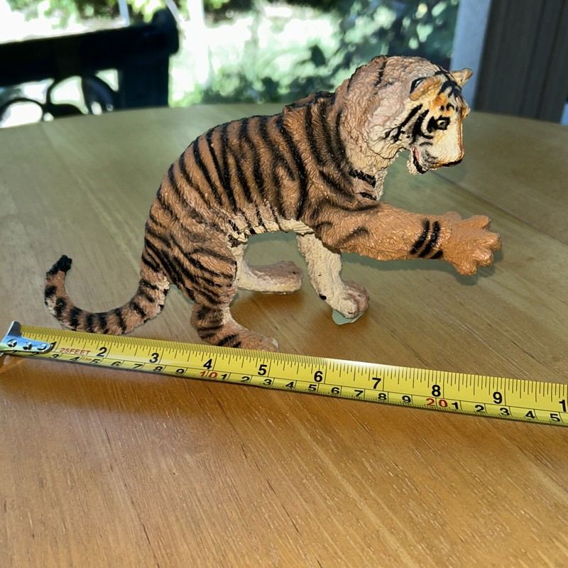 Stripped Tiger- Hard Heavy Resin Figure 9 Long-Some Glue Left On Paws. See Pics