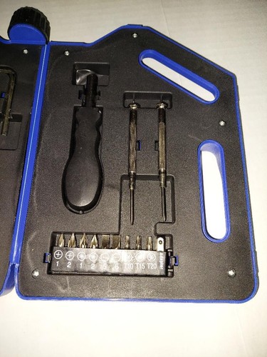 TOOL SET - SHELL ROTELLA – HEAVY DUTY DIESEL ENGINE OIL – New without Tag - Picture 3 of 14