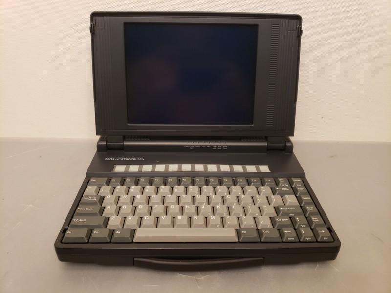 Vintage Zeos Notebook 386 Laptop S99105-000 **AS-IS, DOA?