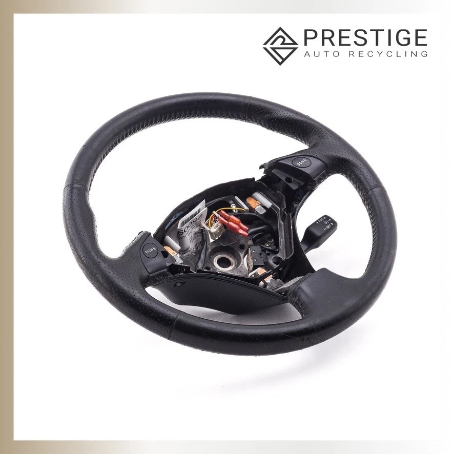 Volante Toyota MR2 Spyder 2000-2005 con control de crucero 45100-2B740-C0 Foto 2 de 4