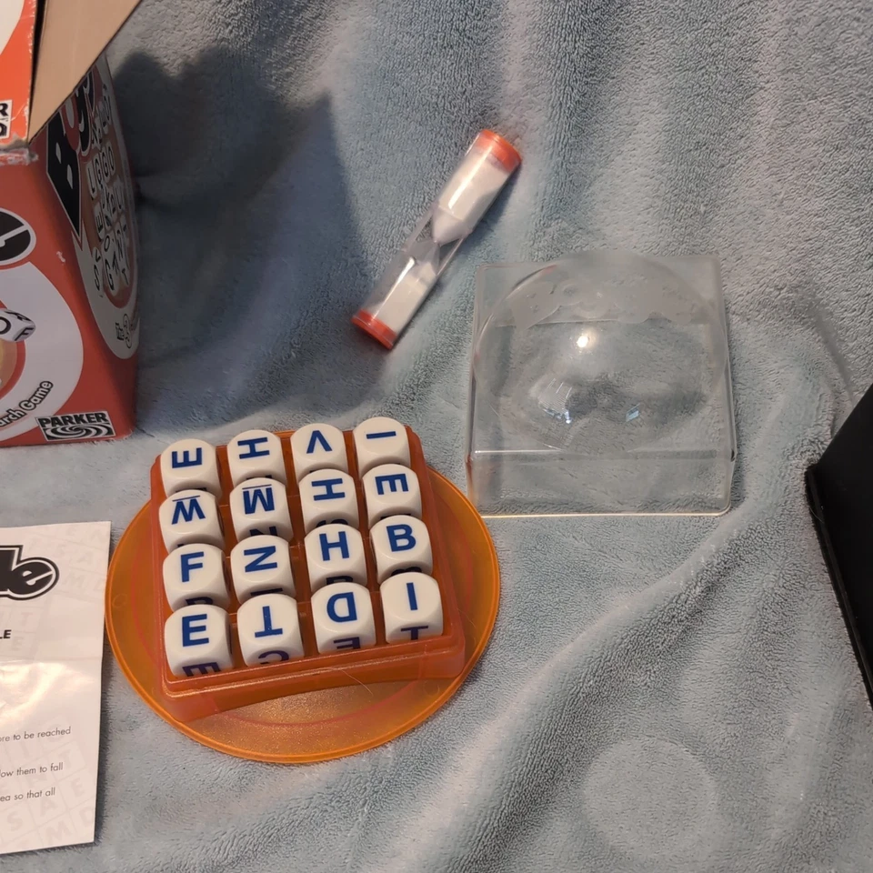 Boggle Dice Game by Parker - Image 2 of 3