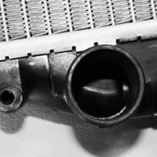 For Nissan Frontier 1998-2004 TYC 2151 Engine Coolant Radiator - Изображение 4 из 4