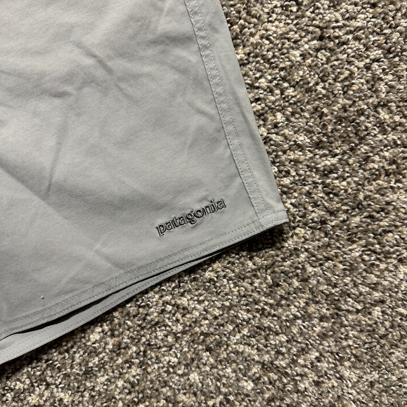 Patagonia Board Shorts Size 34 Gray Drawtring Swim Trunk - Pre-owned thumbnail 2