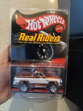 Hot Wheels Real Riders '83 Chevy Silverado 4X4 Series 13 3081/4000