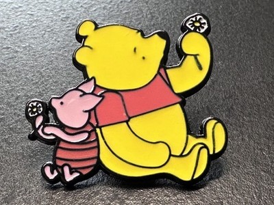 Winnie Puuh & Ferkel Emaille Pin Anstecker Disney Metall Brosche Bär Pusteblume #2