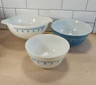 Pyrex Blue/White Garland Snowflake Mixing Bowls Set of 3 #401 #402 #443 ~ Vtg