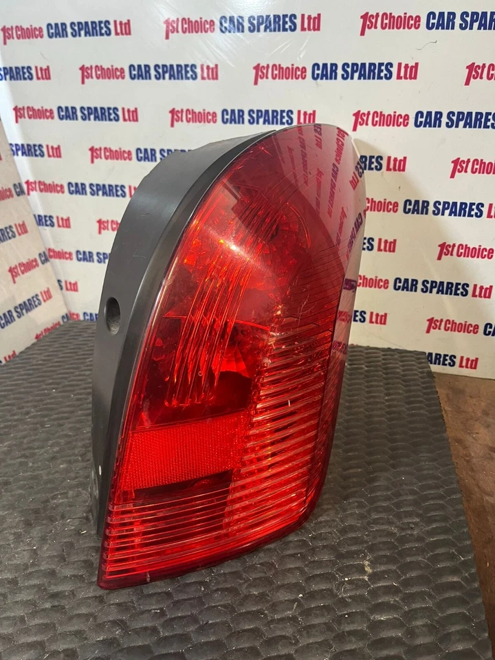 Peugeot 308 SW Estate 2010 driver marks  rear tail light lamp - image 2 of 4