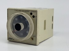 Allen Bradley Time Relay 700-HRM12TA17 SERIES B