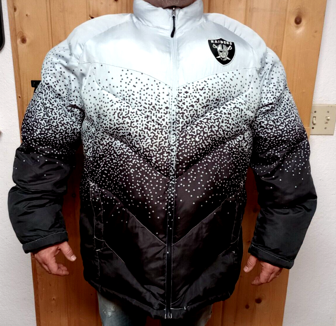 Rare Oakland Raiders NFL Reebok On Field Puffer Jacket Coat