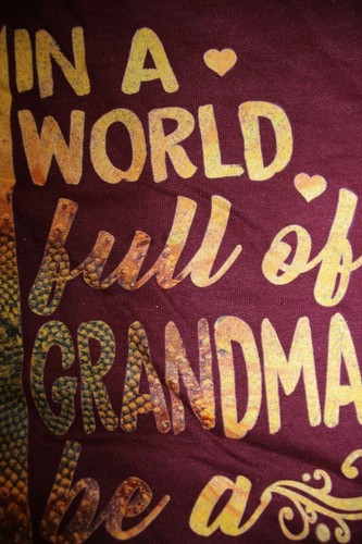 In A World Full of Grandmas be a NANA - Sunflower Long Sleeve Sweatshirt Maroon S - Bild 5 von 7