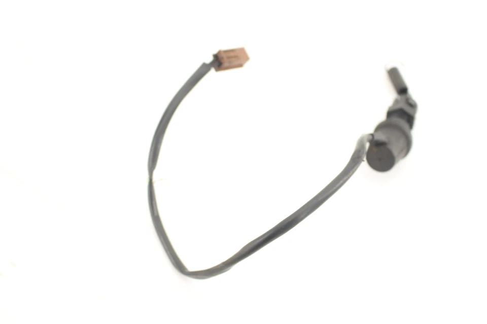 2006 Yamaha Fz6 Oem Rear Back Brake Sensor 5vx-82530-00-00 - Image 3 of 4