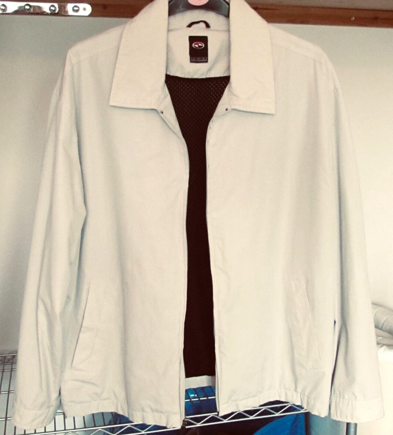 Retro Nike Beige Lightweight Mesh lined Jacket Size Large - Perfect!!