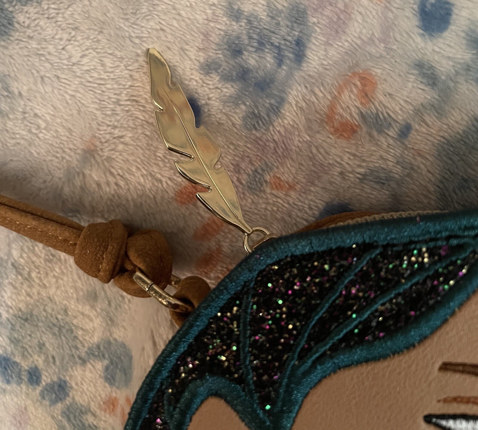 Danielle Nicole Disney Pocahontas Diecut Crossbody Gem