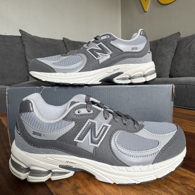 New Balance 2002 GC2002CF Jugend Größe 5 grau Retro Laufen Komfort Turnschuhe NEU