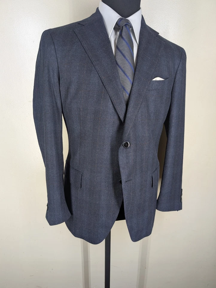 Paul Stuart  Recent Made In Italy  100% Wool Sport Coat -No Pants-US Size 44 Reg - Image 2 of 4