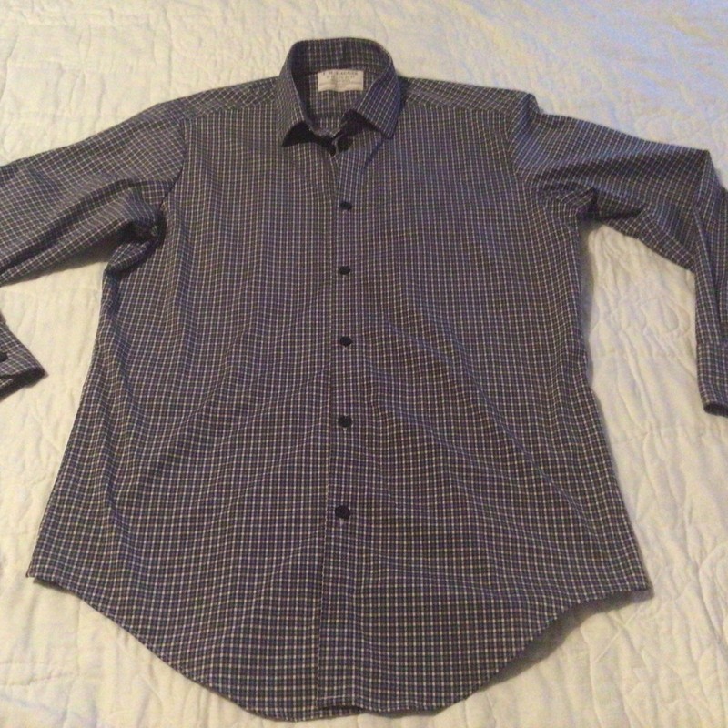 J M Haggar Mens Shirt Size Medium 15-15 1/2(32-33) Button Up Long Sleeve Plaid