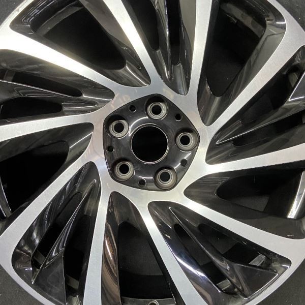 BMW i8 2014-2017 Rear Right Wheel Black P/N 56086207