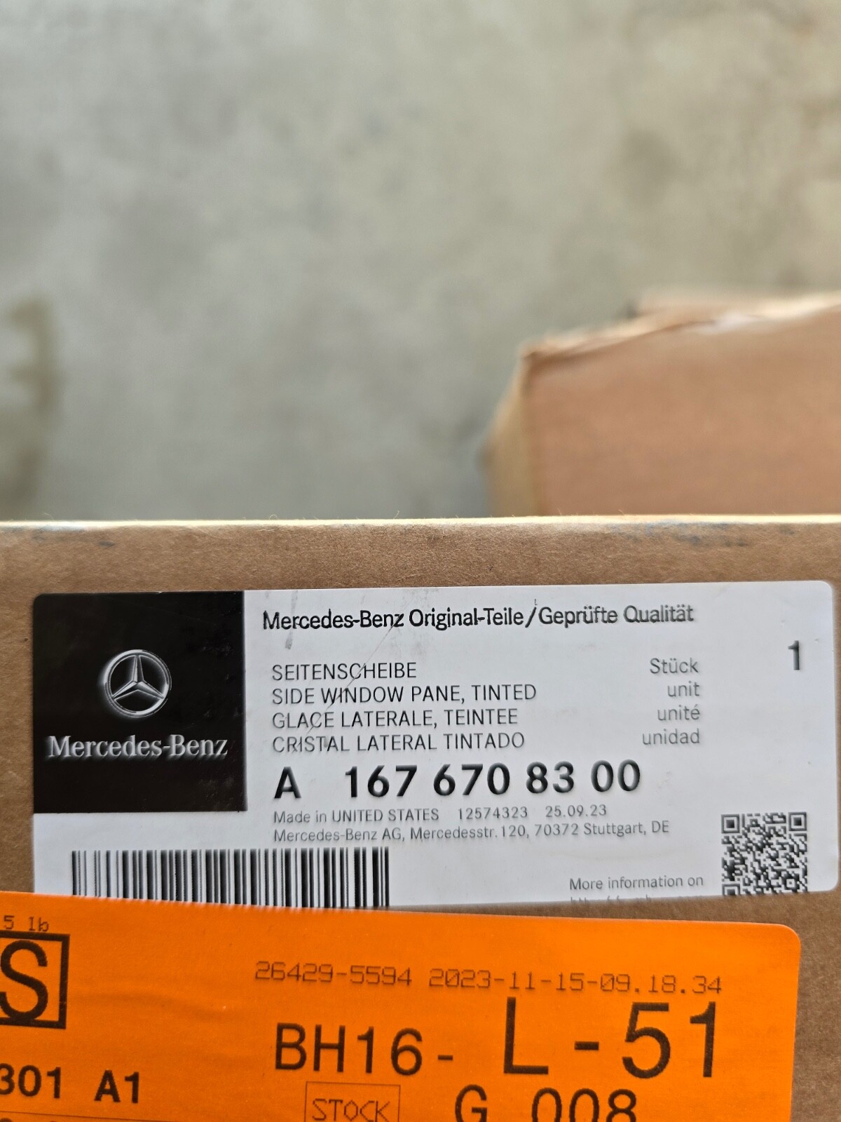 Mercedes Benz quarter window left side rear 2020-2023 gle models 