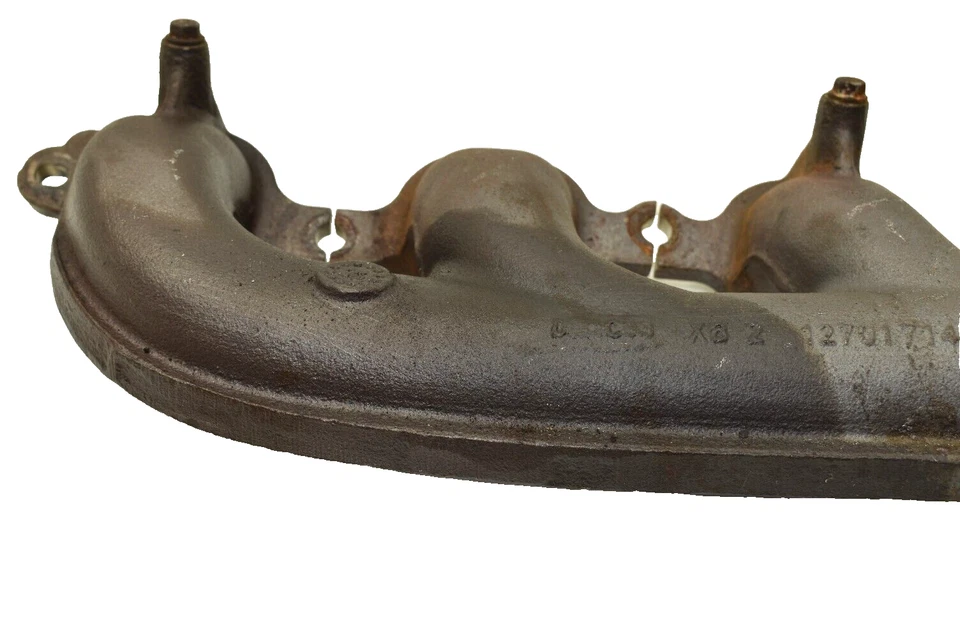 2020-2024 Chevrolet Silverado 3500HD OEM 6.6L V8 Gas Left Side Exhaust Manifold - Image 2 of 4