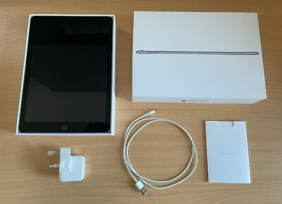 Apple iPad Pro 1st Gen. 32GB, Wi-Fi, 9.7 in - Space Grey for sale Apple iPad Pro 1st Gen. 32GB, Wi-Fi, 9.7 in - Space Grey for sale