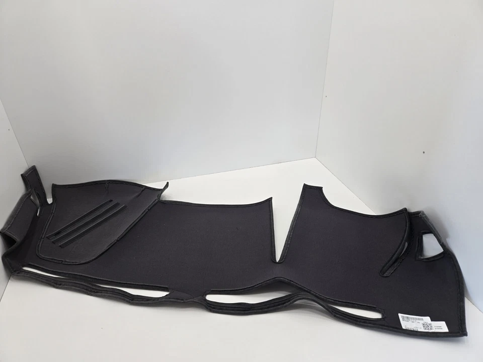 Dashboard Dash Mat Cover for 2011-17 BMW X3/2015-18 BMW X4  (Faux-Suede, Smoke) - Image 4 of 4