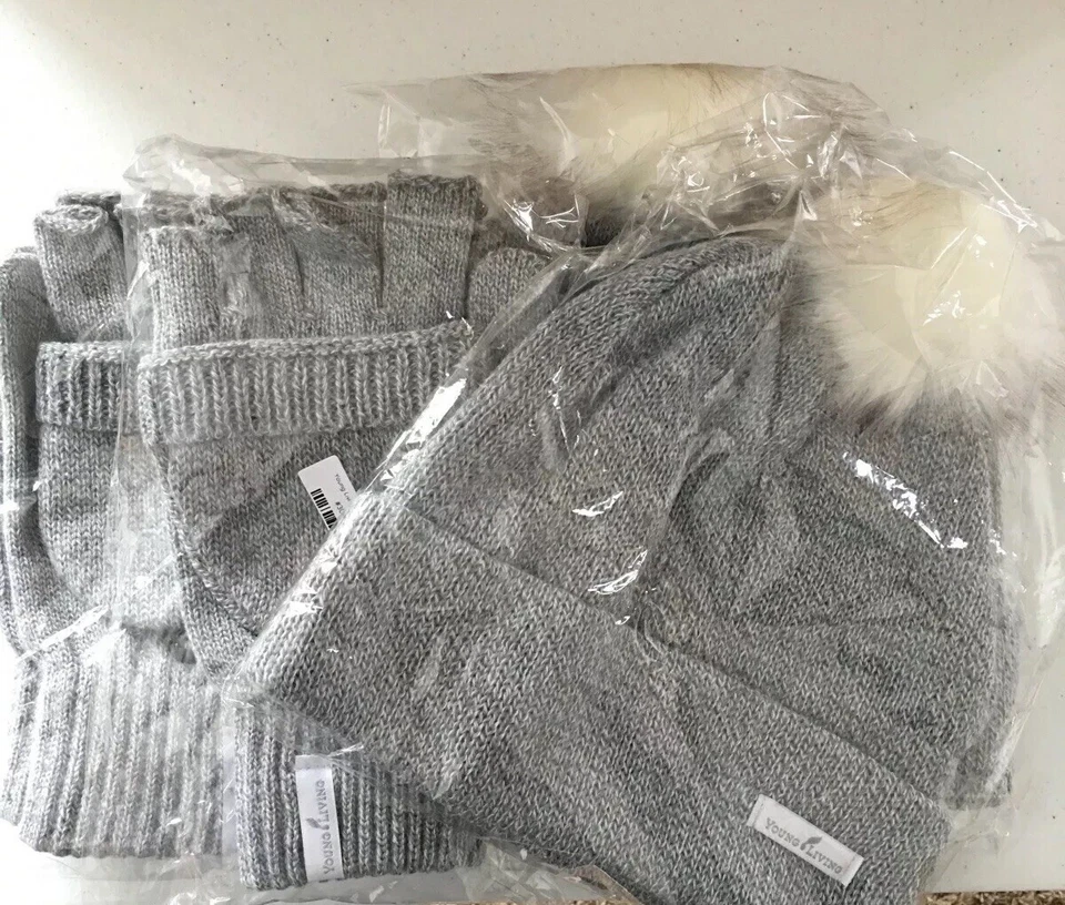 YOUNG LIVING ESSENTIAL OILS Young Living Branded Heather Gray Beanie Winter Hat and Mittens Gloves 2 PACK!