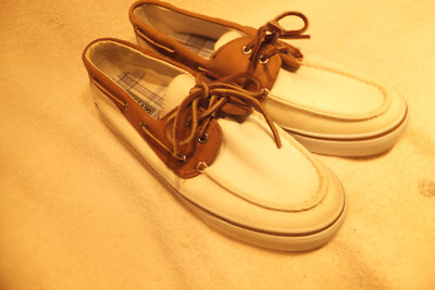 white leather sperrys women's