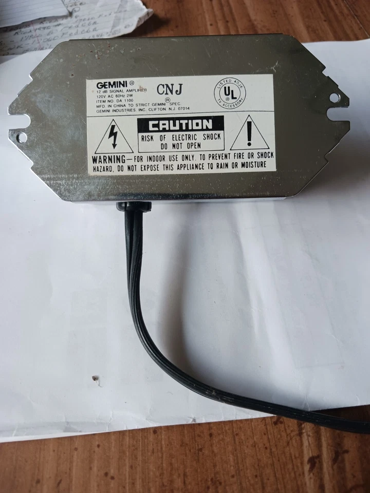 GEMINI SINGLE OUTPUT VHF/FM12-DB 50-450MHZ DA-1100 - Image 2 of 2