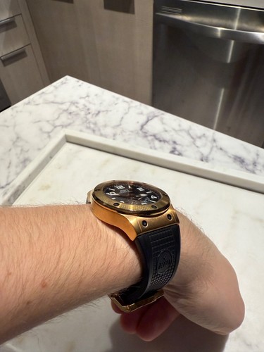 AWI Gold PVD Automatic Men’s Watch Aw9008A - Picture 3 of 11