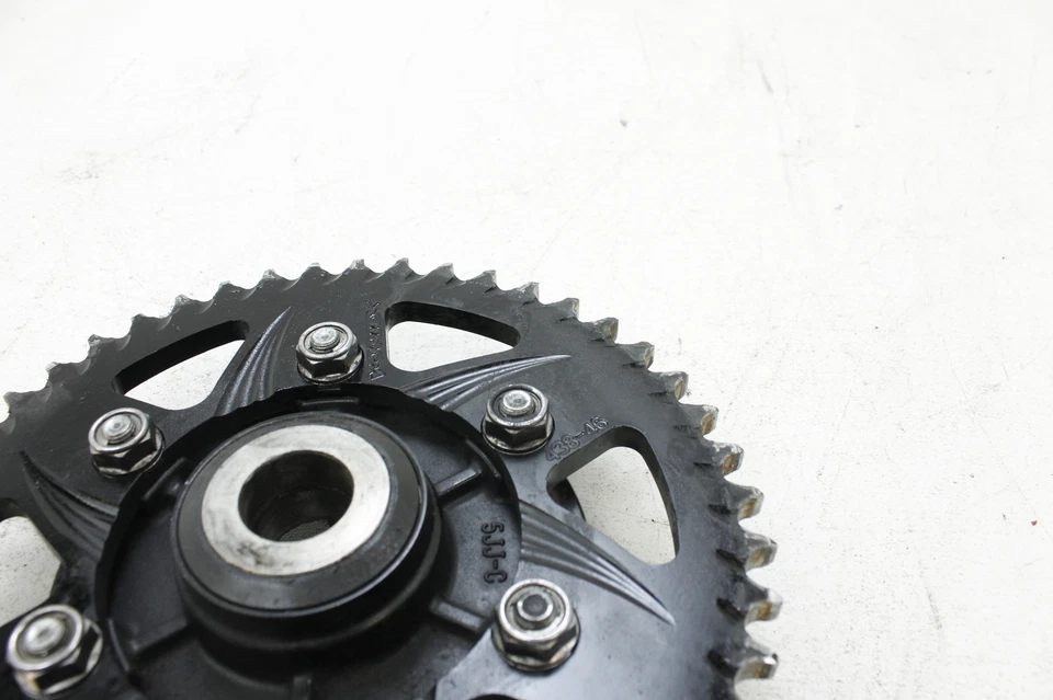 09-14 PIÑÓN TRASERO YAMAHA YZF R1 VORTEXT 46T Foto 3 de 4