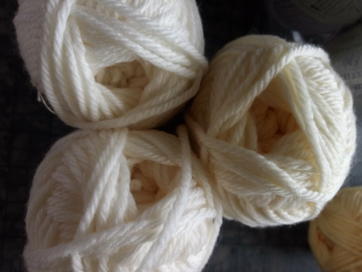 Patons' Dreamtime 8 Ply 100% Merino Baby Yarn Pure New Wool  We Combine Postage!