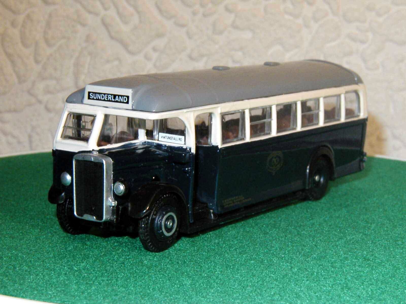 EFE SUNDERLAND & DISTRICT LEYLAND TIGER TS8-18302