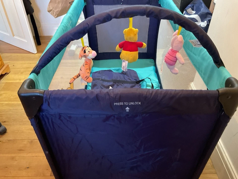 Hauck Winnie The Pooh Travel Cot. New.  - Image 2 of 4