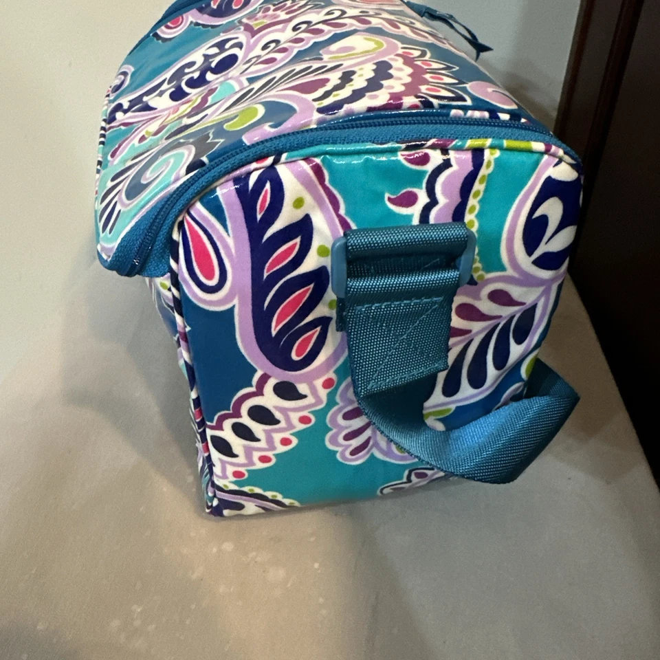 Vera Bradley Waikiki Paisley Lunch Cooler 6x9 - Image 2 of 4