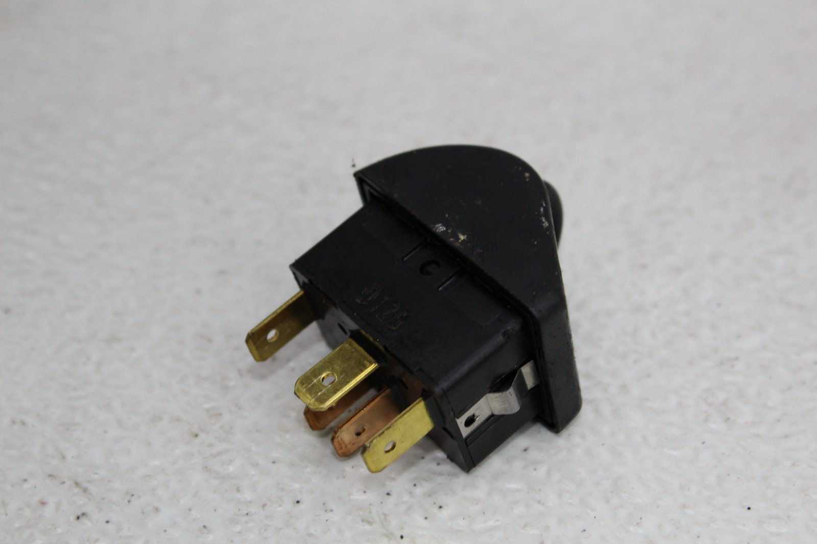 99-01 FERRARI 456 M LIGHT SWITCH CONTROL
