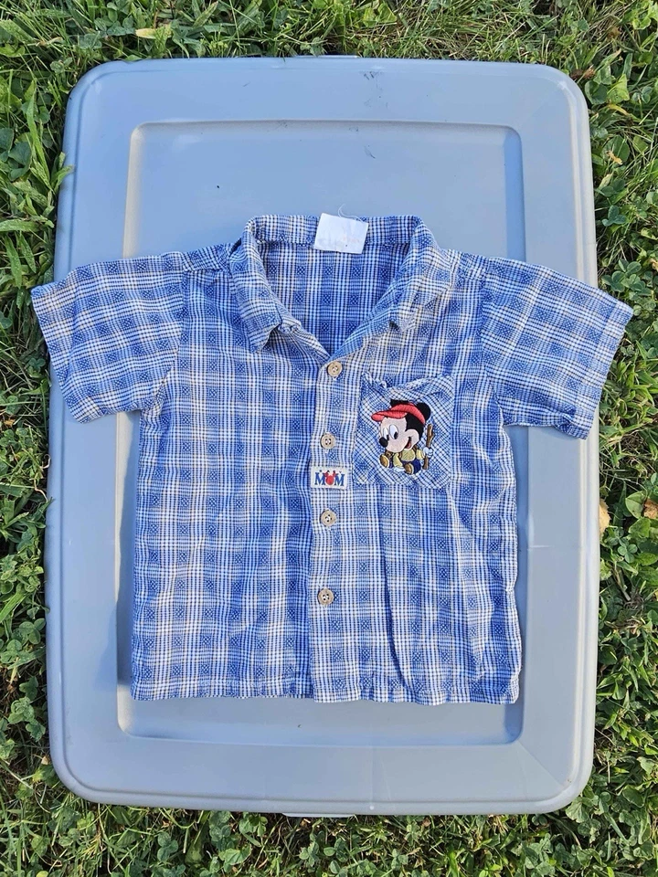 De colección Años 90 Disney Bebé Mickey Mouse Safari Aventurero Botón Abajo 18M Raro Difícil de Encontrar Foto 2 de 4