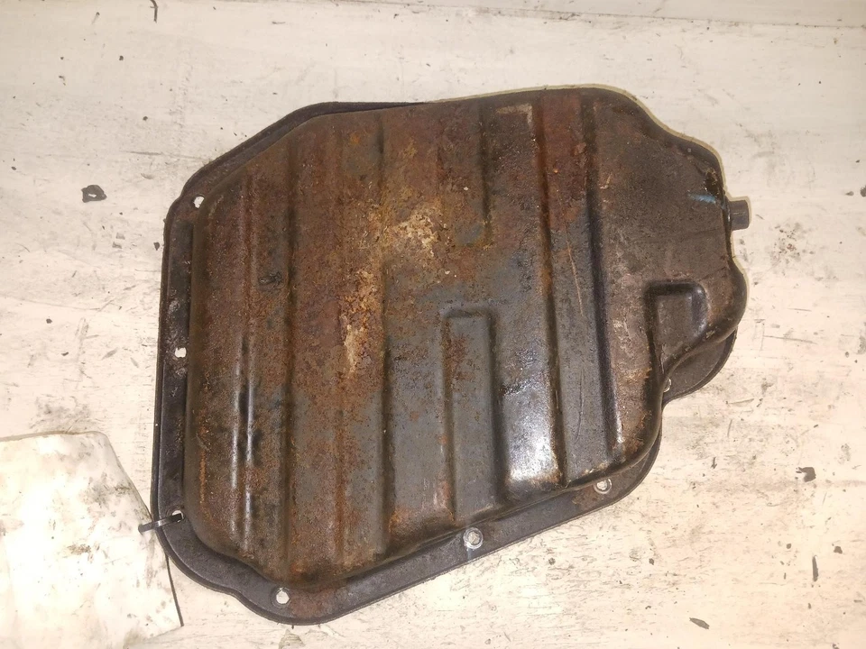 '08-'13 NISSAN ROGUE lower Oil Pan QR25DE 2.5L OEM 6 Month Warranty! - Image 3 of 4