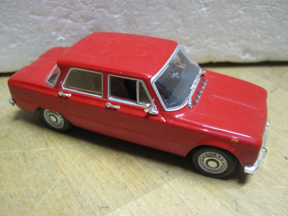Minichamps 1:43 Alfa 2
