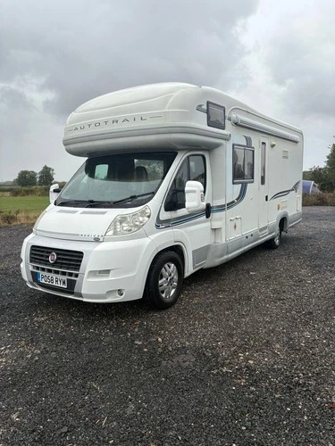 Autotrail Mohican 4 Birth Low Miles Motorhome Campervan — photo 1 of 1