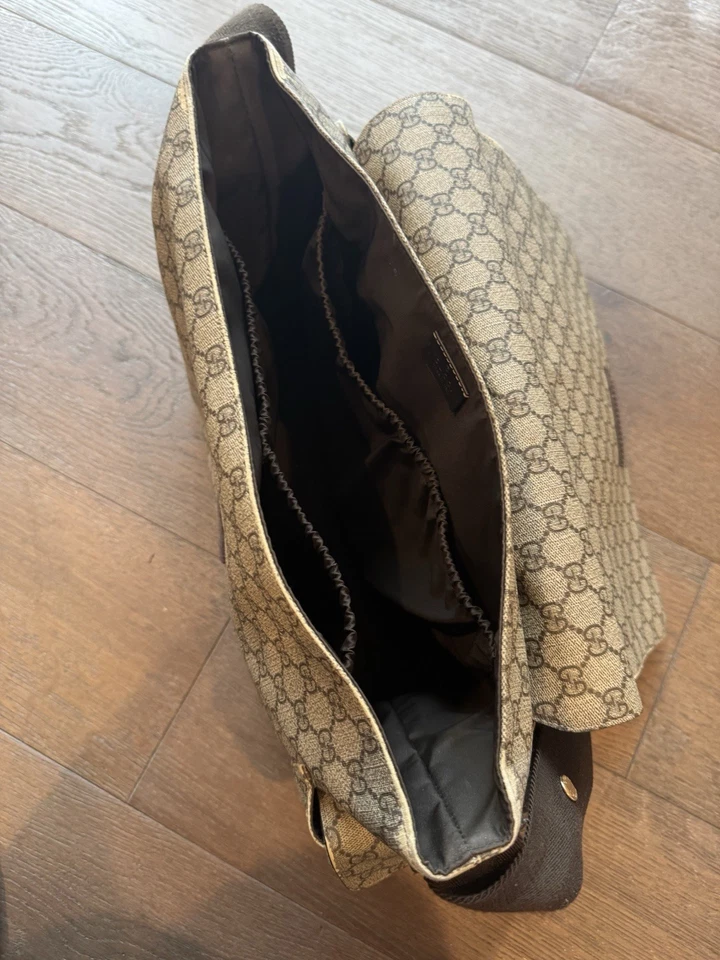 Gucci Diaper Bag - Image 4 of 4