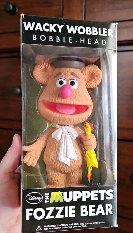 Funko The Muppets Fozzie Bear Wacky Wobbler Bobblehead Disney 