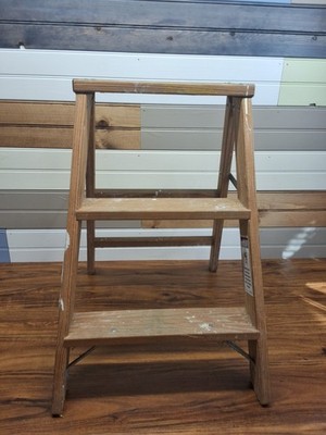 Werner Wooden 2 Foot Step Ladder Primitive Rustic Farmhouse USA Vintage W130-4