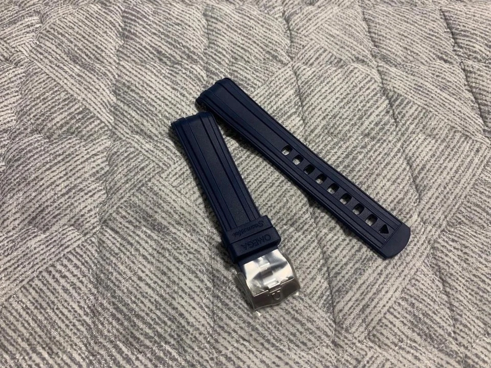 Pulseira de relógio de borracha de silicone 20 mm para Omega Seamaster 300 pulseira com logotipo - Imagem 4 de 4
