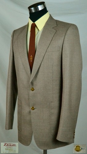 Light Brown Vintage Blazer with Gold & Brown Buttons (Size 40L) By Angelo Donati