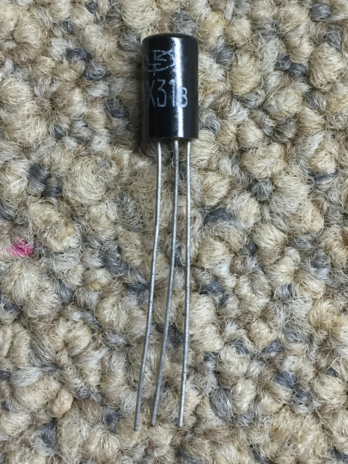 3AX31B Germanium Transistor Fuzz Box Radio AC125 AC126 AC128 OC75 OC71