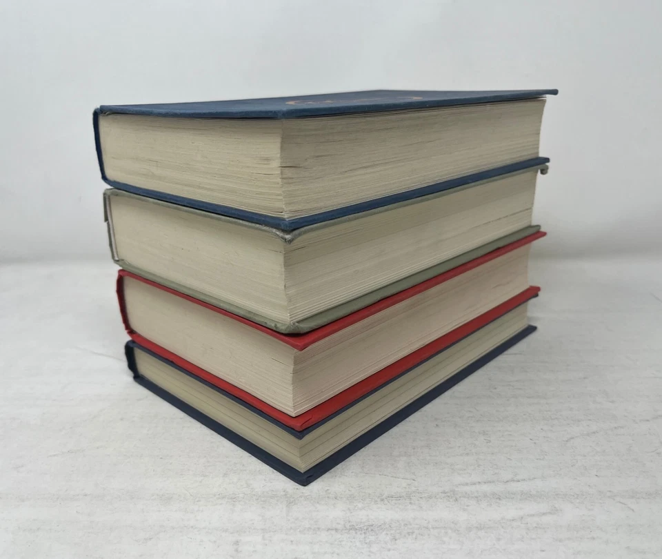 Divergent Complete Hardcover Book Set by Veronica Roth - Books 1-4 - Image 4 of 4