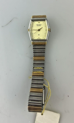 Montre Orient Quartz 19 MM Femme vintage Japon Non Fonctionnant Rechange Acier - Photo 2 sur 3