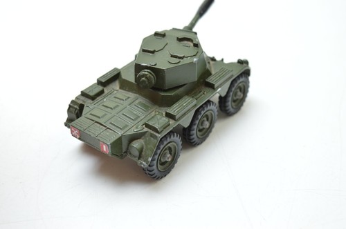 CORGI 906 SALADIN ARMOURED CAR - Picture 6 of 15